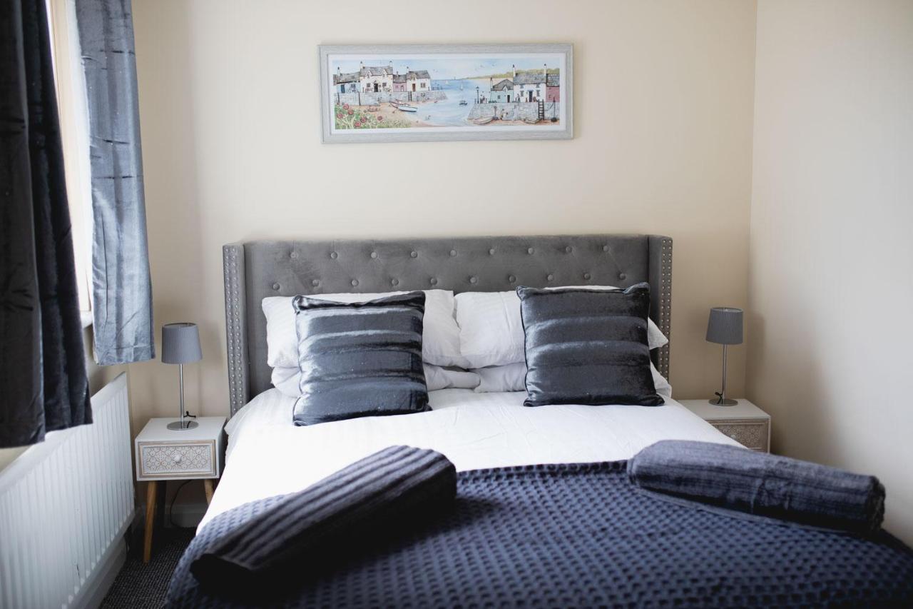 Vanity Ballycastle Diamond 2 Bedroom Apartment Exterior photo